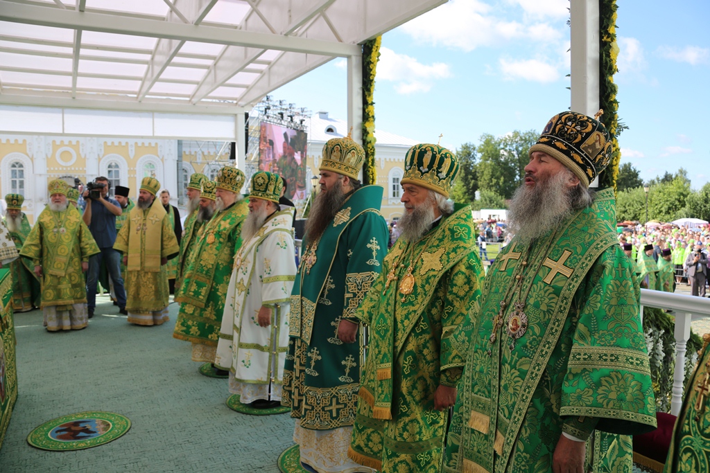 День празднования обретения мощей преподобного Серафима Саровского